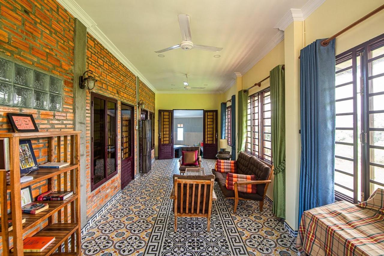 Silk Island Homestay Πνομ Πενχ Εξωτερικό φωτογραφία