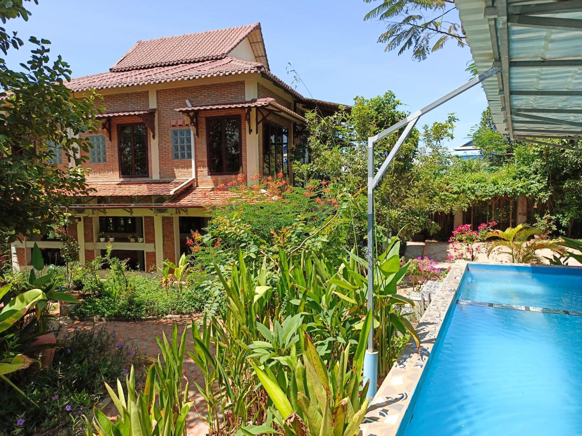 Silk Island Homestay Πνομ Πενχ Εξωτερικό φωτογραφία